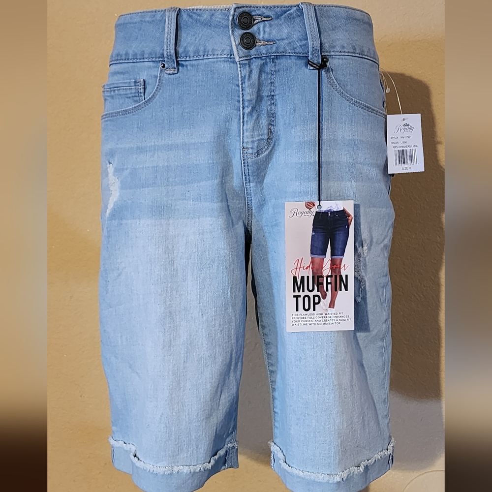 Royalty for me NWT denim shorts sz 6. #329